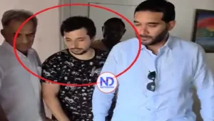 Arrestan Pumarol tras decisión que lo envía a juicio por ataque