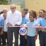 Abinader inaugura liceo en San Juan y encabeza graduación