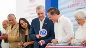 Presidente y ministro MIVED entregan nuevas instalaciones del Instituto Policial de Educación Superior (IPES)