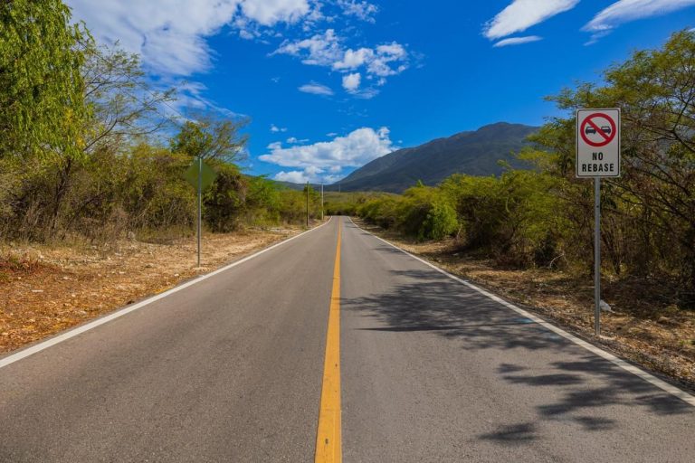 La carretera Cabral Polo Abinader convoca a comunidad educativa a iniciar el año escolar