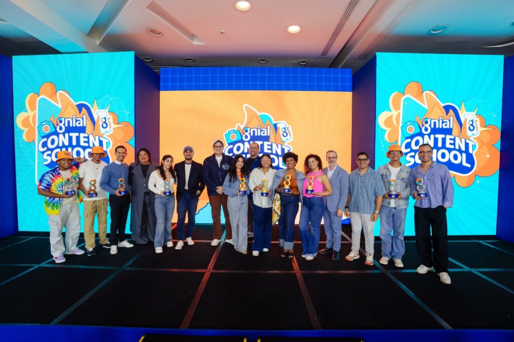 Miembros del Banco Popular Dominicana Popular obtiene tres premios Effie por sus campañas de mercadeo