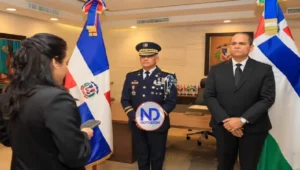 Rodríguez García asume como jefe PN y Cruz Cruz se despide