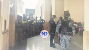 Refuerzan seguridad en tribunal tras intento de sacar a testigo durante juicio por tiroteo en Capotillo