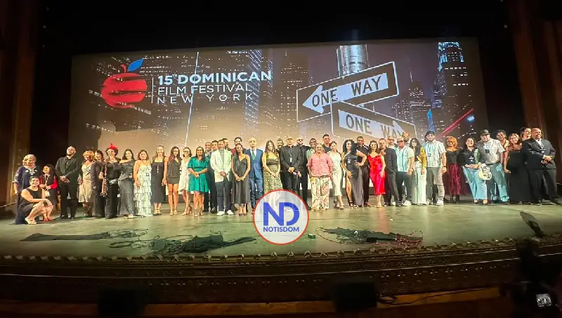 Dominican Film Festival celebra 15 años con una gala a casa llena y el estreno mundial de “La Fábrica de Bodas”