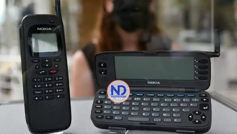 El Nokia 9000 Communicator, el primer teléfono inteligente de la historia, cumple 30 años