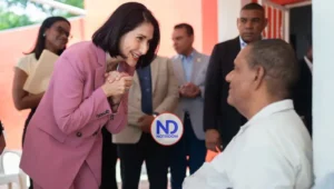 Raquel Arbaje visita centro de salud mental en Pedro Brand para conocer sus instalaciones y labor