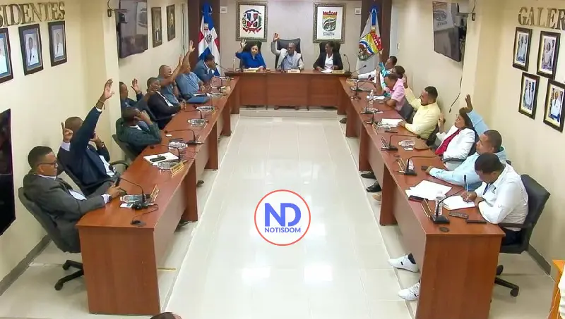 Ayuntamientos mantienen en las sombras las decisiones de sus concejos de regidores