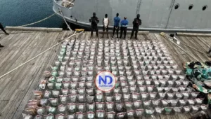 DEA califica de «contundente golpe» decomiso de 1,360 paquetes de presunta cocaína
