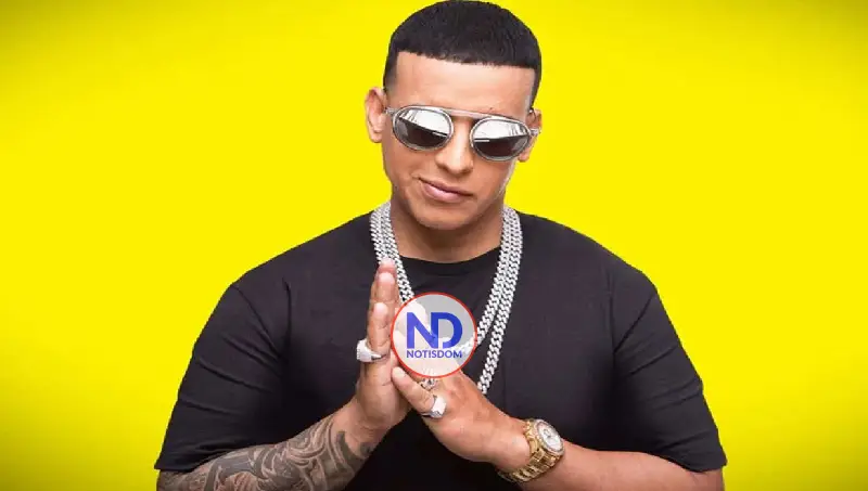 Daddy Yankee convierte el amor en el tema central de su nuevo álbum «La Postal»