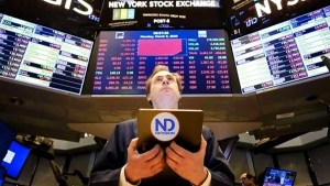Acciones de Alphabet caen un 7% tras reportar beneficios inferiores