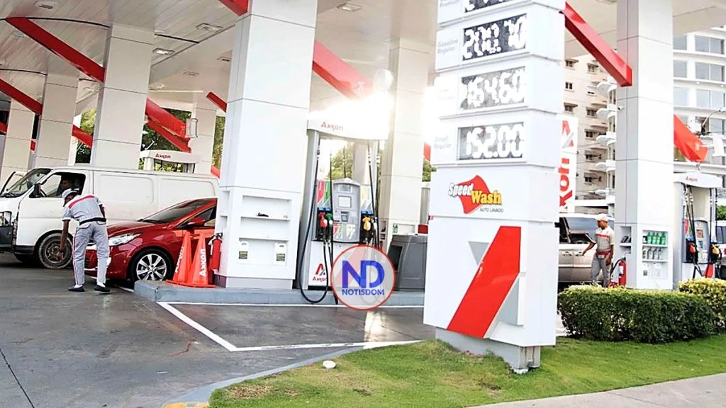 Gobierno congela precios de combustibles