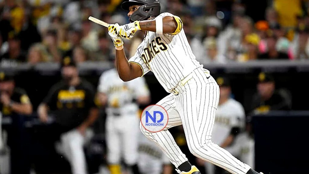 Padres vencen a Brewers gracias a error