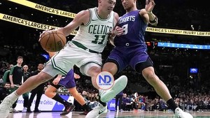 Pritchard lidera a los Celtics con 30 puntos